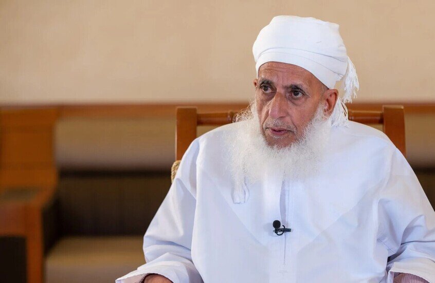 مفتي سلطنة عمان يدعو مصر والأردن لفتح المعابر مع فلسطين.. ويناشد شيخ الأزهر التدخل