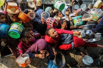 غزہ میں انسانی المیہ؛  شرم تم کو مگر نہیں آتی + تصاویر
