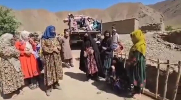 ویدئو | ادامه کوچ اجباری در افغانستان / مردم بومی دولت‌یار قربانی تجاوز کوچی‌ها و ناقلین شدند