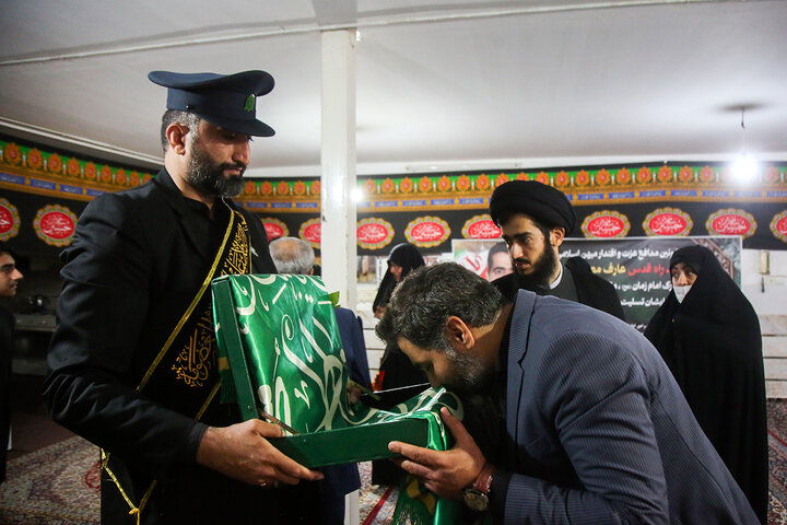 Photos: Servants of Hazrat Masoumeh shrine honor families of martyrs of 12-day Sacred Defense