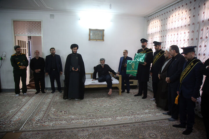 Photos: Servants of Hazrat Masoumeh shrine honor families of martyrs of 12-day Sacred Defense
