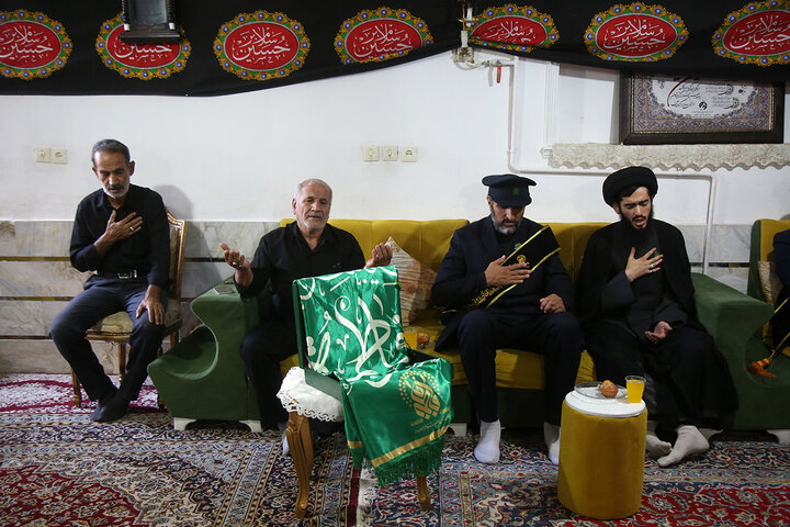 Photos: Servants of Hazrat Masoumeh shrine honor families of martyrs of 12-day Sacred Defense