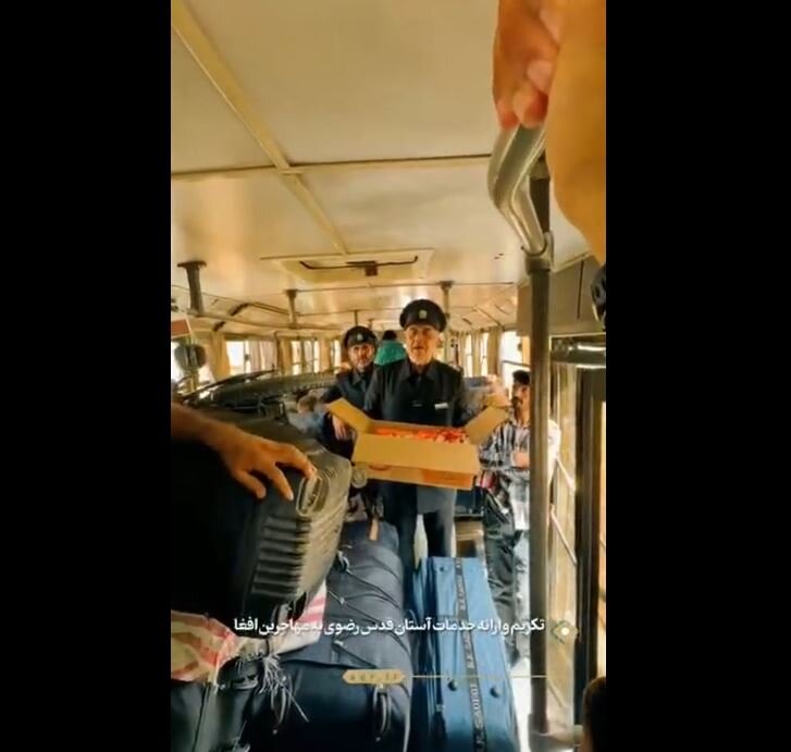 Video: Imam Reza servants provide services on Iran-Afghanistan border