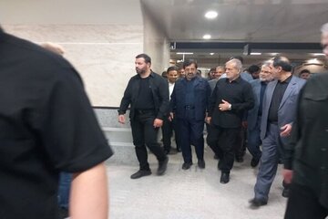 بازدید رئیس‌ جمهور از پروژه متروی قم