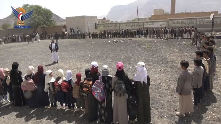 تقرير مصور/ وقفات طلابية في عمران اليمنية تضامناً مع الشعب الفلسطيني وتنديدا بجريمة التجويع لأبناء غزة