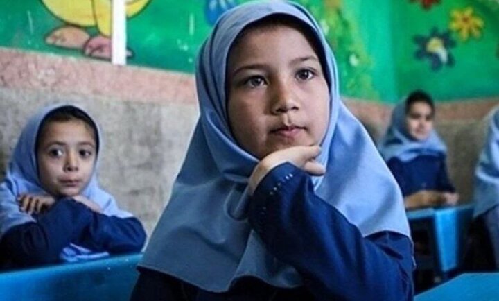 ایران آماده ارائه آموزش آنلاین به دانش‌آموزان افغانستانی است