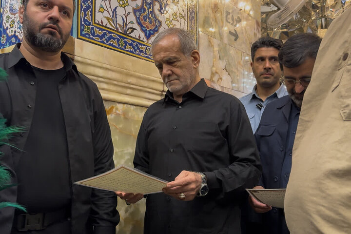 Informe fotográfico | El presidente de Irán visita Qom y se reúne con el custodio del santuario de la señora Fátima Masuma