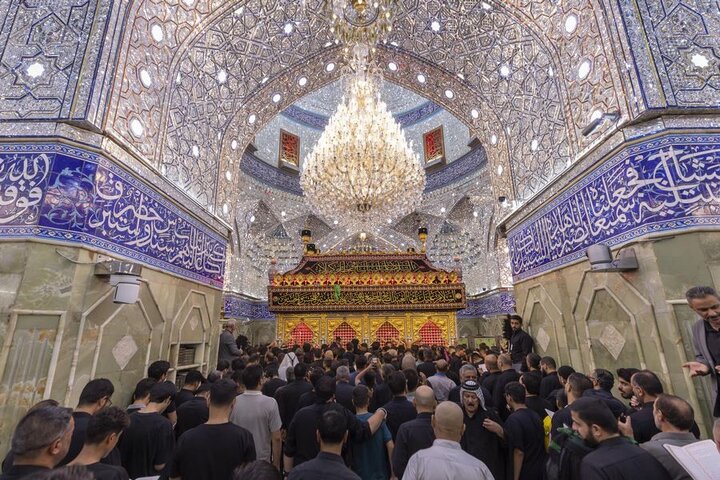 أجواء مرقد أبي الفضل العباس (عليه السلام) في الجمعة الأخيرة من المحرم