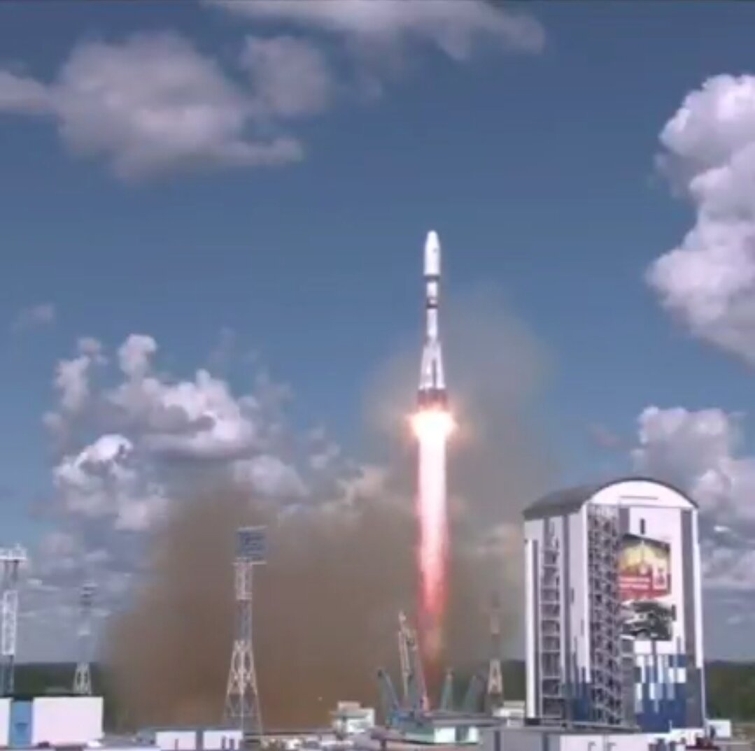 Tugumpay ipinadala ng Iran ang Nahid - 2 Sattellite bilang malawak na industrya sa Orbit