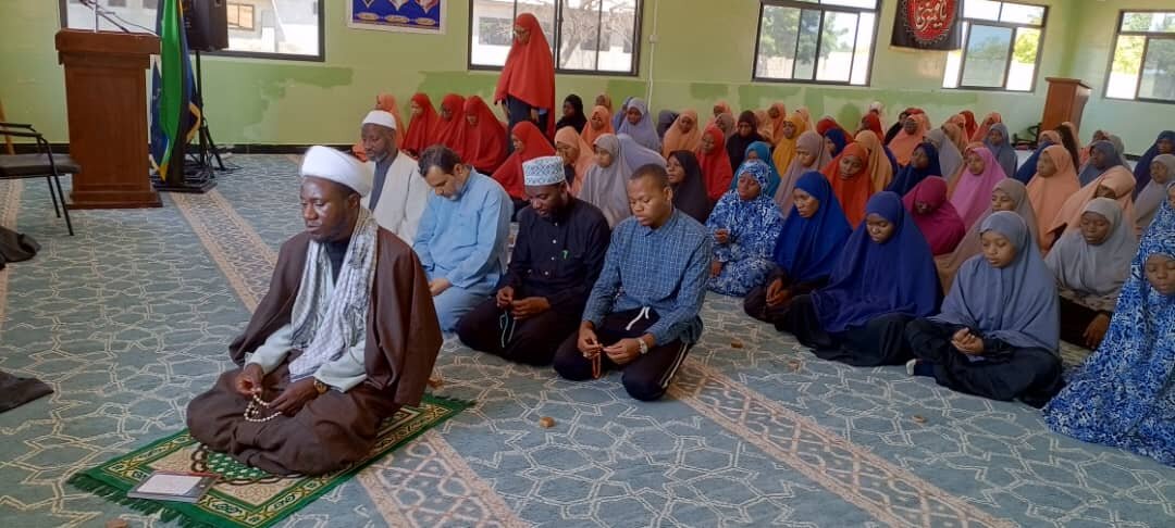 Swala ya Ijumaa - Madrasa Hazrat Zainab (sa) - Kigamboni | Changamoto za Kijamii Zinazotokana na Kuachana na Mafundisho ya Dini