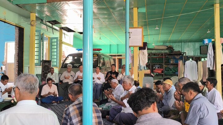 မန္တလေး မြို့လုံးကျွတ် မဟာတမန်တော်မြတ် (ဆွ) မွေးနေ့ရက်မြတ် မင်္ဂလာအခမ်းအနား ကျင်းပနိုင်ရန် အစည်း အဝေး ပြုလုပ် ။ ။ Photos