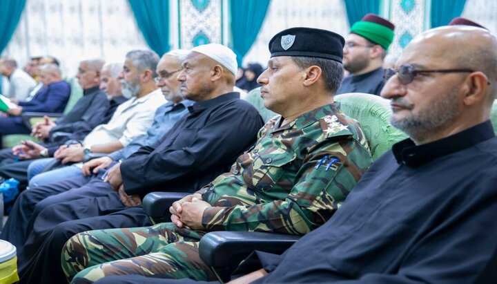 تقرير مصور/ حفل تأبيني بمناسبة الذكرى السنوية الرابعة لرحيل المرجع الحكيم في حرم الإمام الحسين(ع)