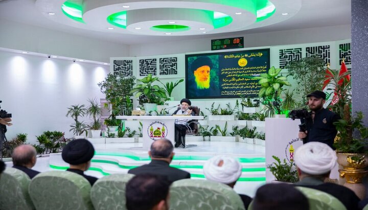 تقرير مصور/ حفل تأبيني بمناسبة الذكرى السنوية الرابعة لرحيل المرجع الحكيم في حرم الإمام الحسين(ع)