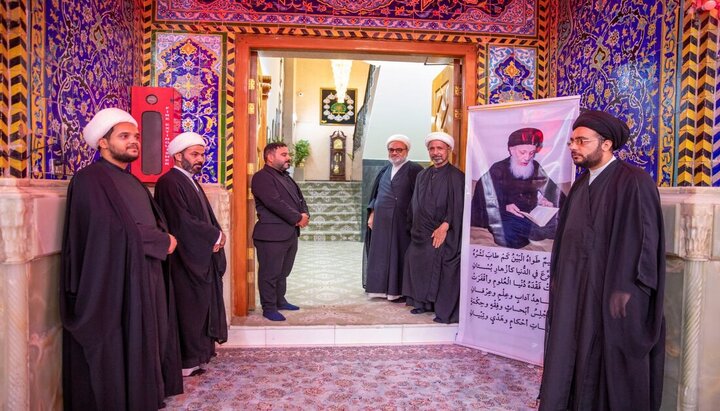 تقرير مصور/ حفل تأبيني بمناسبة الذكرى السنوية الرابعة لرحيل المرجع الحكيم في حرم الإمام الحسين(ع)