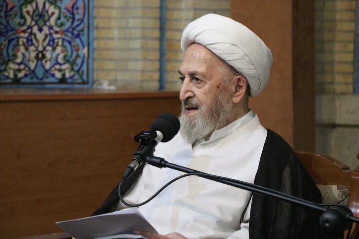 سلسله مباحث اجتهادی با حضور آیت‌الله‌ سبحانی در شهر مشهد