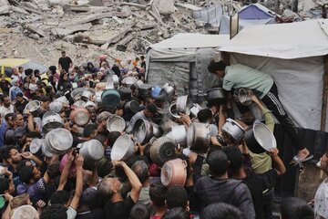 Mais de 1.200 idosos morrem de fome em Gaza enquanto Israel intensifica o bloqueio