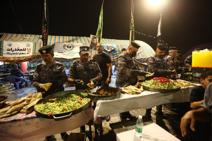 تقرير مصور/ منتسبو شرطة الطاقة في البصرة يخدمون زوار الأربعين الحسيني