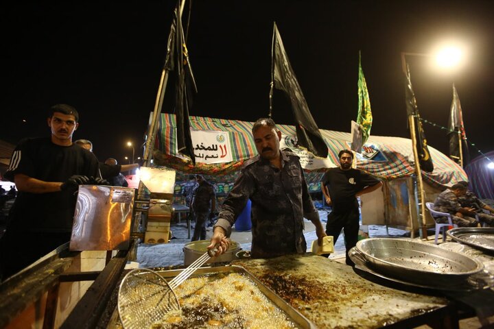 تقرير مصور/ منتسبو شرطة الطاقة في البصرة يخدمون زوار الأربعين الحسيني