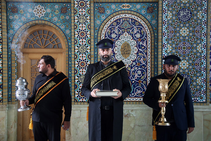 Photos: Physics elite pays tribute to Hazrat Masoumeh holy shrine