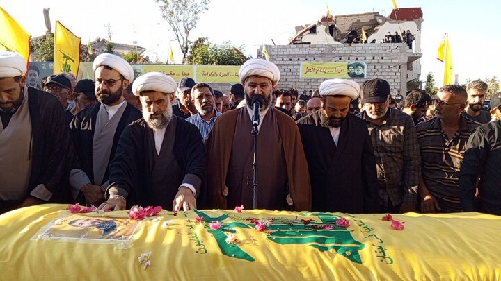 حزب الله وجماهير المقاومة يشيّعون الشّهيد مصطفى حاريس في عيتا الشعب جنوب لبنان