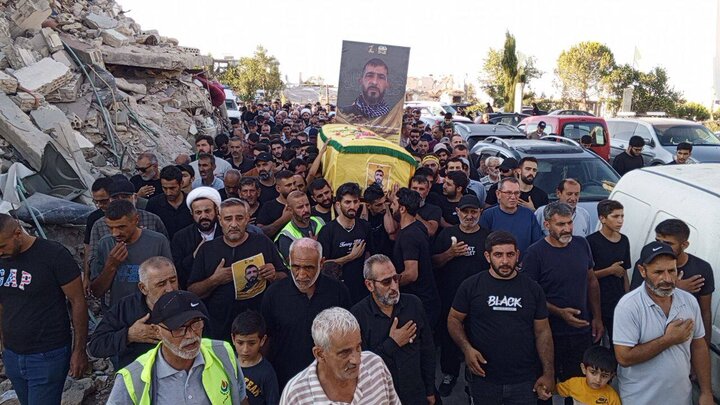 حزب الله وجماهير المقاومة يشيّعون الشّهيد مصطفى حاريس في عيتا الشعب جنوب لبنان