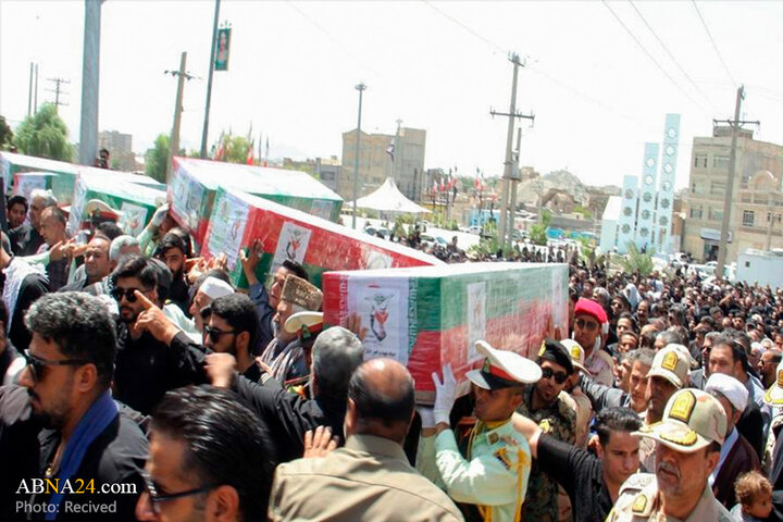 تشییع پیکر شهدای حمله تروریستی به دادگستری زاهدان