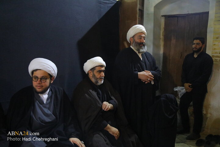 مراسم عزاداری دهه اول ماه صفر در بیت مرحوم آیت‌الله شاه آبادی