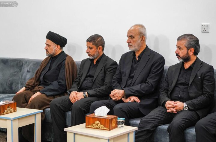 تقرير مصور/ الأمين العامّ للعتبة العلويّة المقدّسة يزور مخيّم "الفتى العلويّ"