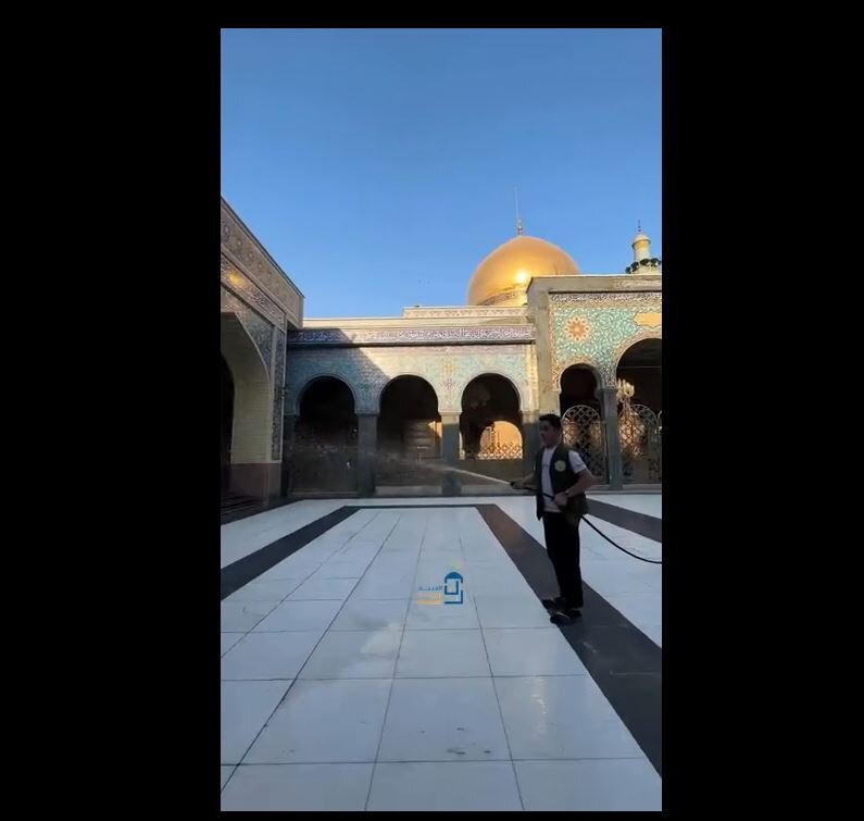 Video: Behind closed doors: Washing and cleaning holy shrine of Sayyida Zainab in Damascus, Syria