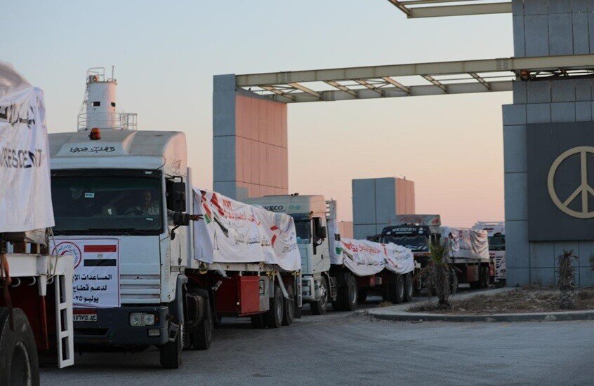 الهلال الأحمر المصري: نركز على تقديم الدقيق وألبان الأطفال إلى غزة في ظل المجاعة