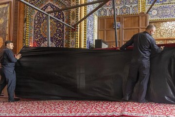 عکس خبری | آماده‌سازی ورودی‌های حرم مطهر حضرت ابوالفضل برای اربعین حسینی