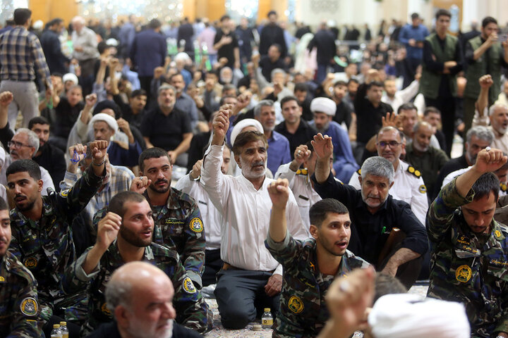 گزارش تصویری | گرامیداشت شهدای پدافند هوایی ارتش در حرم بانوی کرامت