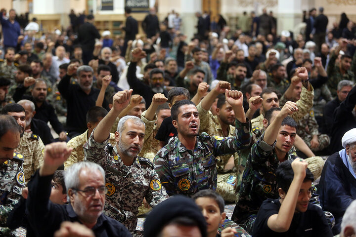 گزارش تصویری | گرامیداشت شهدای پدافند هوایی ارتش در حرم بانوی کرامت