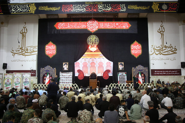 گزارش تصویری | گرامیداشت شهدای پدافند هوایی ارتش در حرم بانوی کرامت