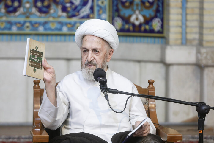 قرير مصور/ إزاحة الستار عن کتاب «دروس في الجبر و الإختیار» للعلامئ السبحانی