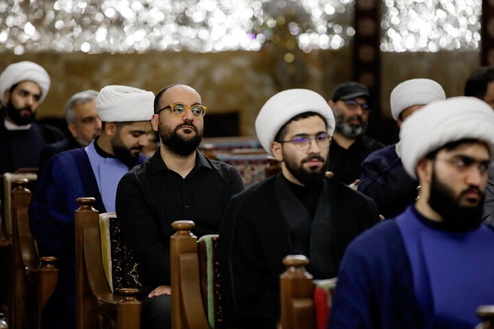 گزارش تصویری | دیدار طلاب فعال فضای مجازی با آیت‌اللّه مروی