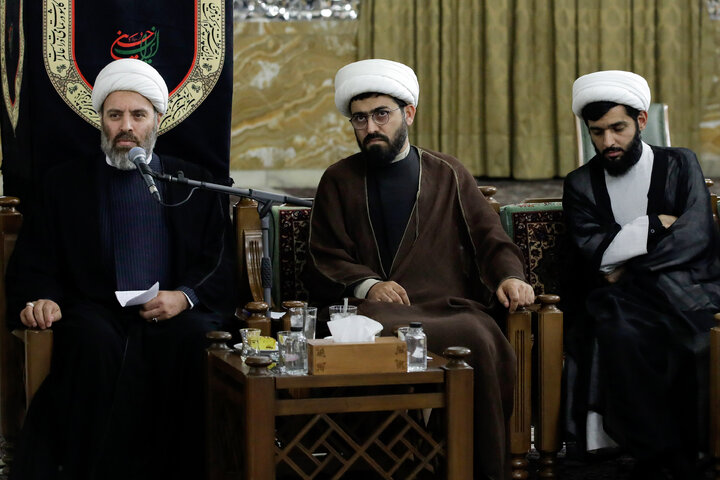 گزارش تصویری | دیدار طلاب فعال فضای مجازی با آیت‌اللّه مروی