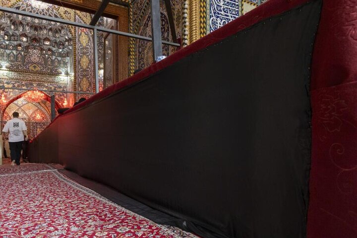 تقرير مصور/ نصب القواطع الخشبية في مداخل العتبة العباسية المقدسة ومحيطها