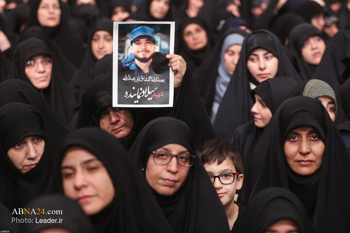 بزرگداشت شهدای جنگ تحمیلی ۱۲ روزه با حضور رهبر معظم انقلاب