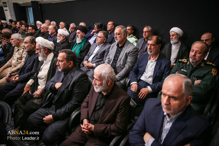 بزرگداشت شهدای جنگ تحمیلی ۱۲ روزه با حضور رهبر معظم انقلاب