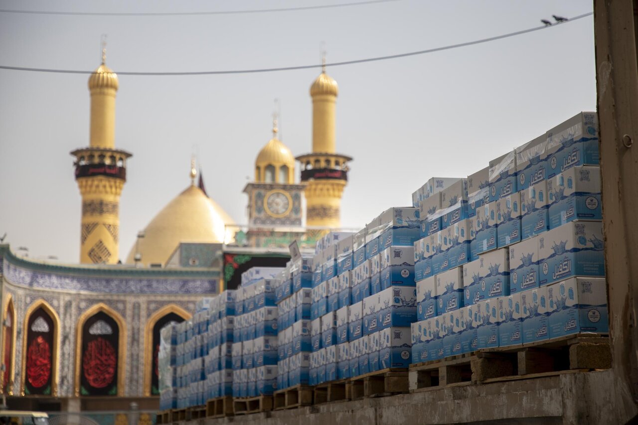Al-Abbas Holy Shrine begins storing boxes of drinking water to distribute to processions and visitors of Arbaeen