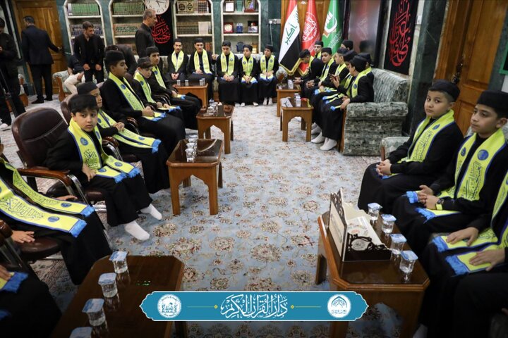 تقرير مصور/ الكربلائي يوصي بصقل الروح القرآنية لدى الاطفال اثناء استقبال وفد دار القرآن الكريم