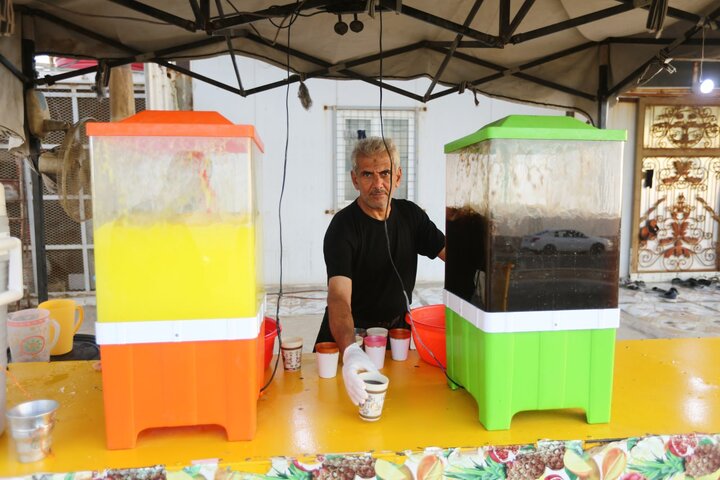 تقرير مصور/ موكب حسيني من البصرة يوفر قاعات منام وافران صمون ومعجنات ووجبات سريعة