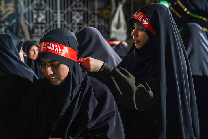 تقرير مصور/ إقامة مائدة السيدة رقية (س) في مدينة مشهد