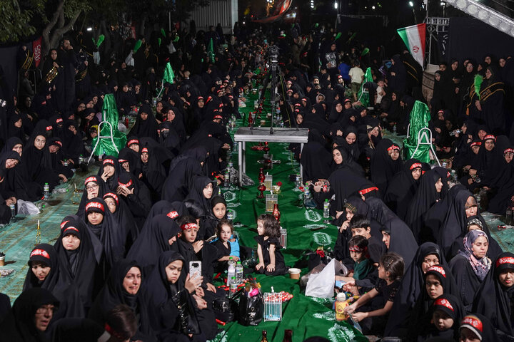 تقرير مصور/ إقامة مائدة السيدة رقية (س) في مدينة مشهد