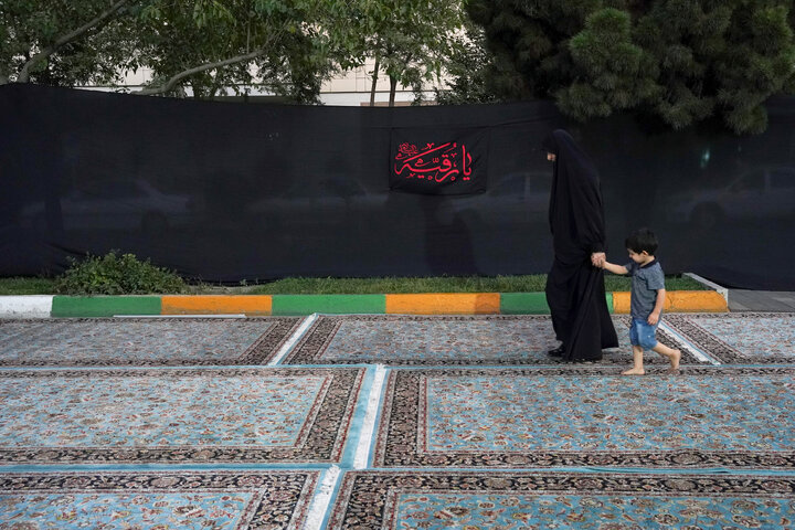 تقرير مصور/ إقامة مائدة السيدة رقية (س) في مدينة مشهد