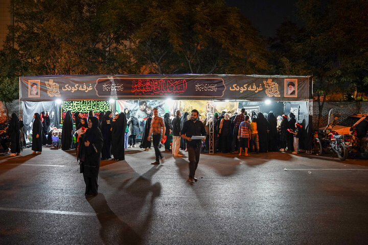 تقرير مصور/ إقامة مائدة السيدة رقية (س) في مدينة مشهد