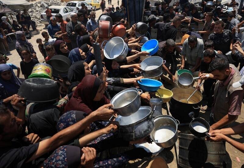 غزہ اسرائیل کی اخلاقی تجربہ گاہ / صہیونی تضادات: قحط کے خلاف احتجاج سے لے کر بھکمری کی حمایت تک + تصاویر غزہ اسرائیل کی اخلاقی تجربہ گاہ / صہیونی تضادات: قحط کے خلاف احتجاج سے لے کر بھکمری کی حمایت تک + تصاویر