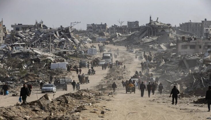 Soykırımcı İsrail, Yine Yardım Bekleyenlere Saldırdı
