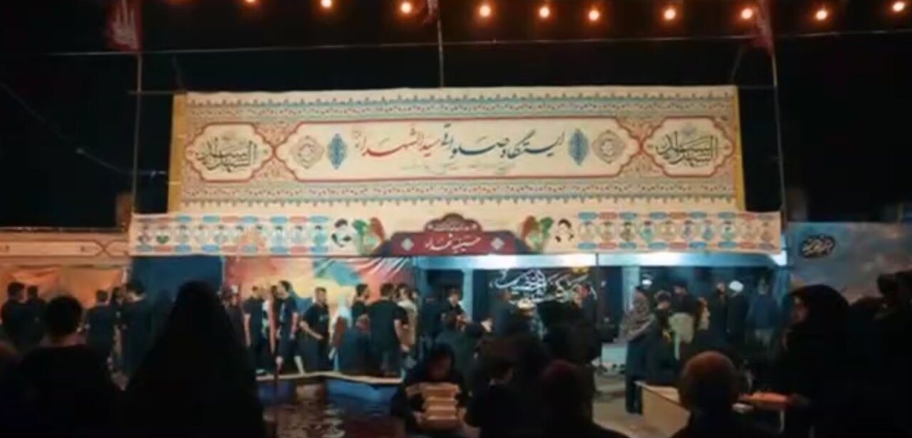 ویدیو | برپایی موکب حسینی در عوارضی اتوبان قم_تهران